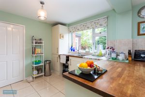 Photo 31- click for photo gallery